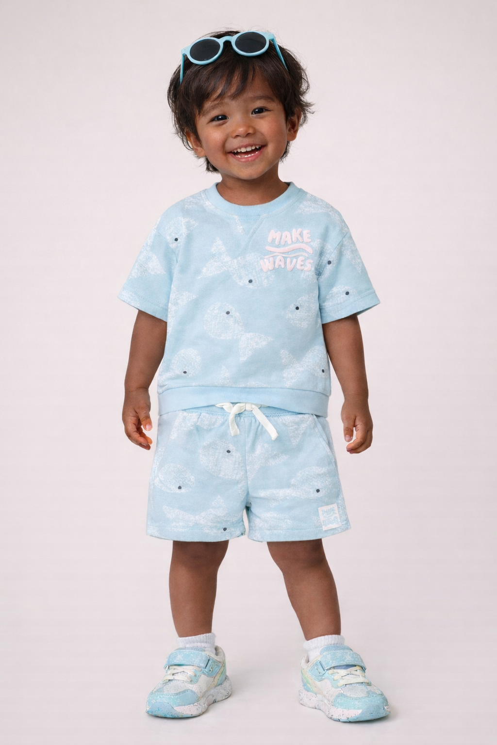 'Make Waves' Whale Print T-Shirt & Shorts Set – Light Blue