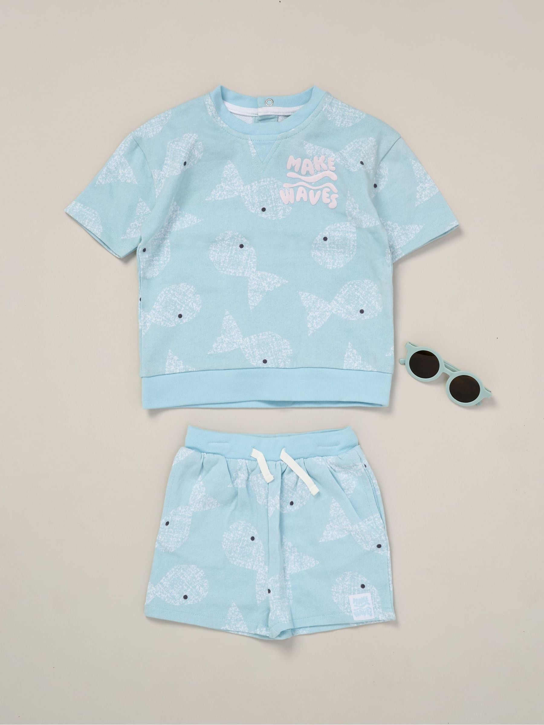 'Make Waves' Whale Print T-Shirt & Shorts Set – Light Blue